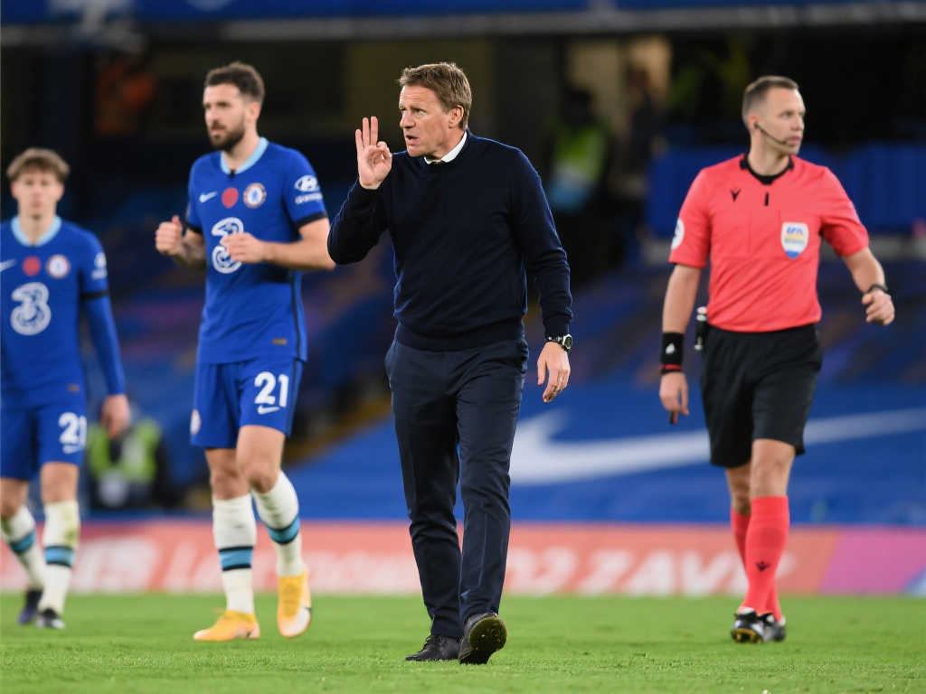 递和边路的 递和边路的